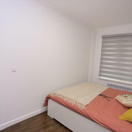 Luxury 2 Bedrooms Apartment Walking Distance From Gur-Emir サマルカンド エクステリア 写真