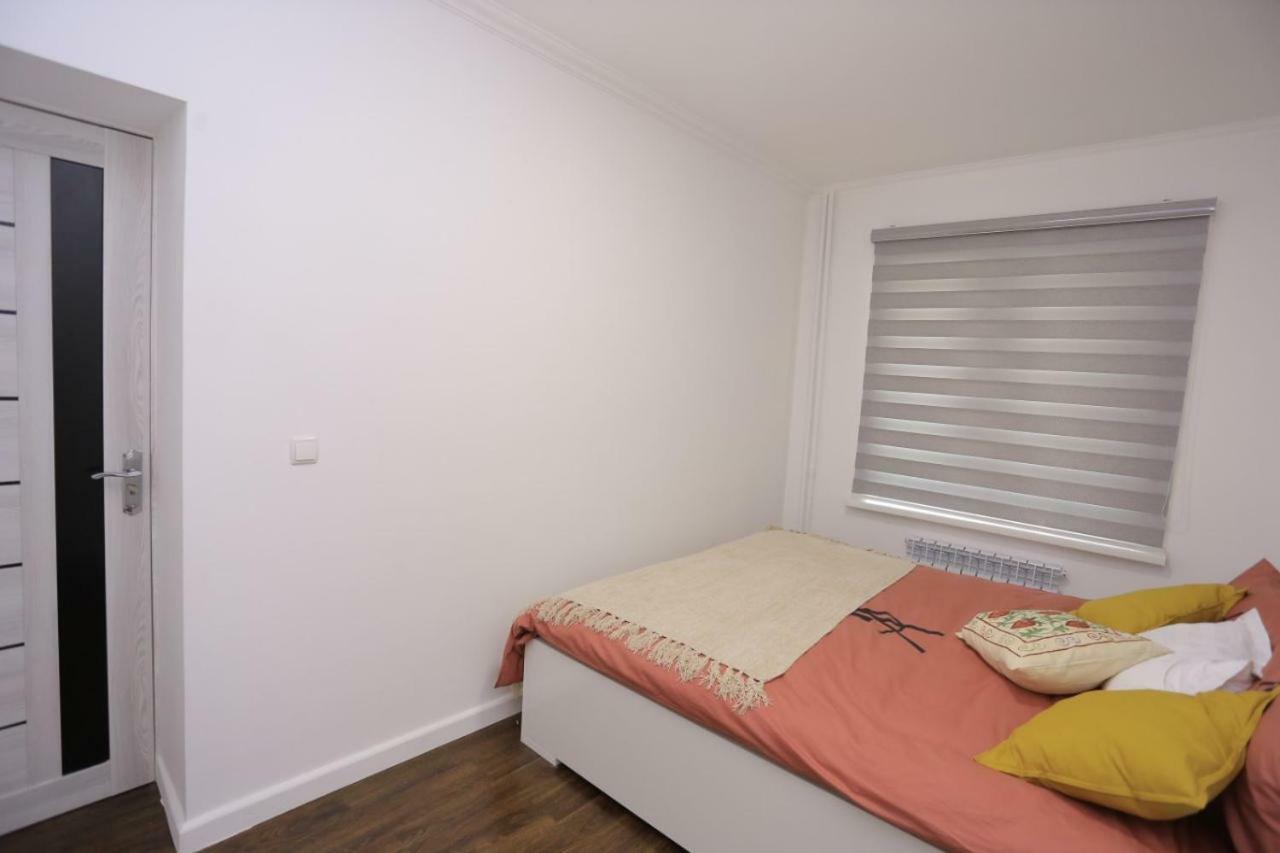 Luxury 2 Bedrooms Apartment Walking Distance From Gur-Emir サマルカンド エクステリア 写真
