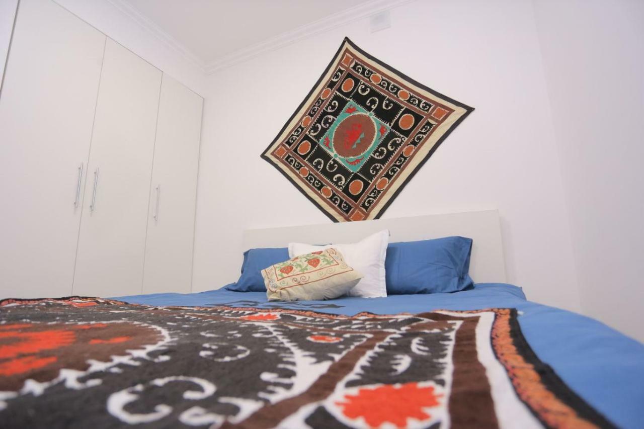 Luxury 2 Bedrooms Apartment Walking Distance From Gur-Emir サマルカンド エクステリア 写真