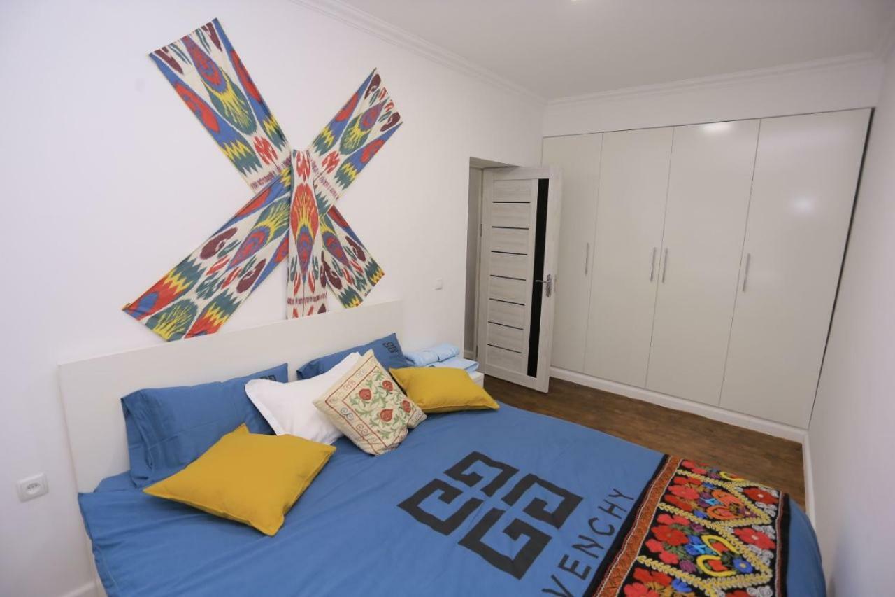Luxury 2 Bedrooms Apartment Walking Distance From Gur-Emir サマルカンド エクステリア 写真